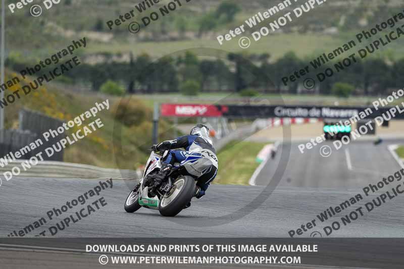 cadwell no limits trackday;cadwell park;cadwell park photographs;cadwell trackday photographs;enduro digital images;event digital images;eventdigitalimages;navarra;no limits trackdays;peter wileman photography;racing digital images;trackday digital images;trackday photos